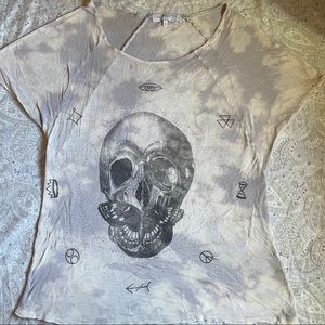 UO | Sheer Distressed Skull Tee